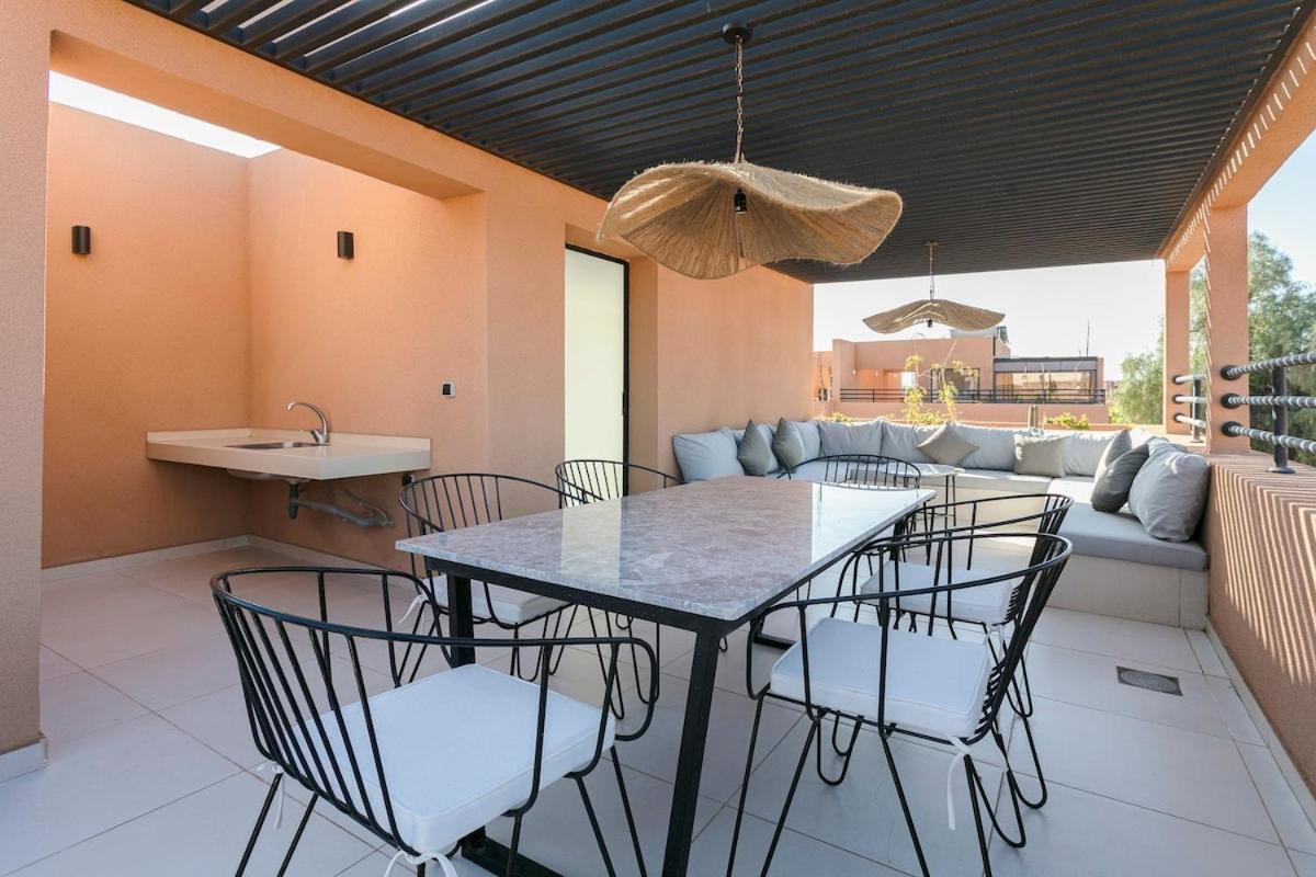 Appartamento Beautiful 4 Bedroom Rooftop Pool